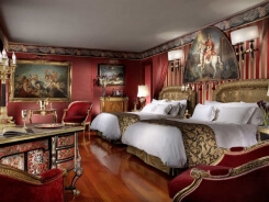 Бронирование отелей